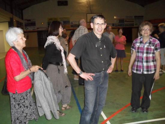 Notre initiateur aux danses traditi